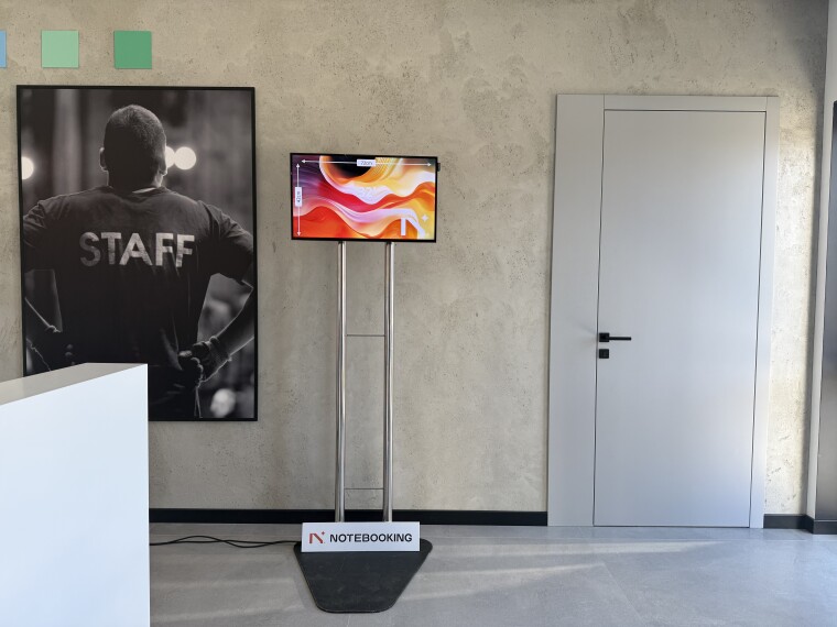 Ekrany LED 32" FullHD zdjęcie 2