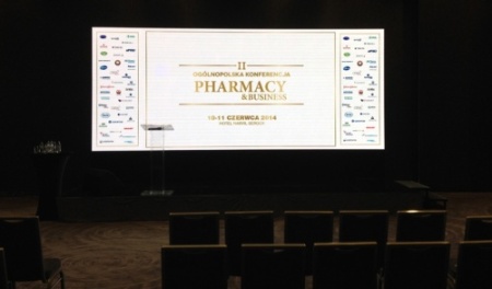 Ekran diodowy podczas konferencji farmaceutycznej, Serock, 2014