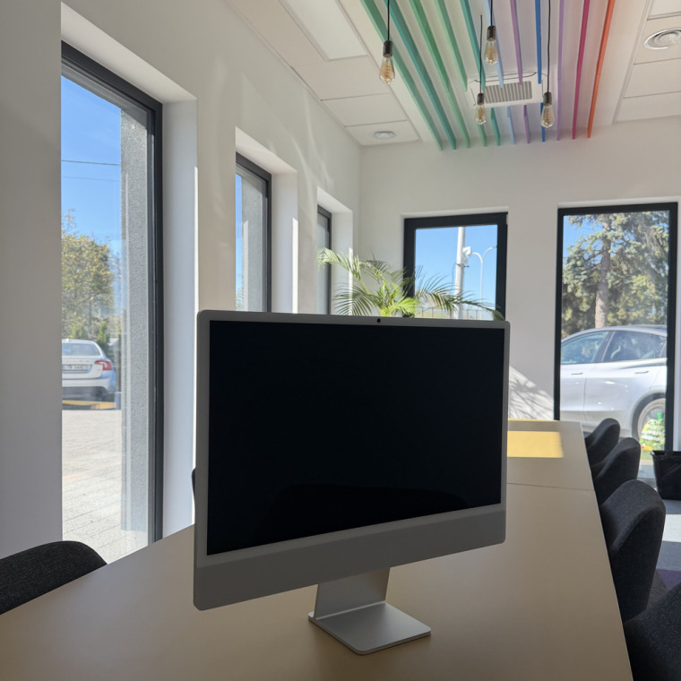 iMac 24", M4, 16GB, SSD256 zdjęcie 3