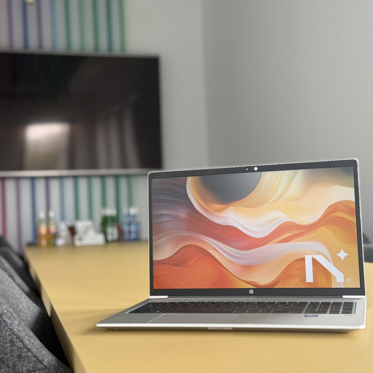 Laptopy 15,6", i5-i7, 32GB RAM, SSD zdjęcie 2