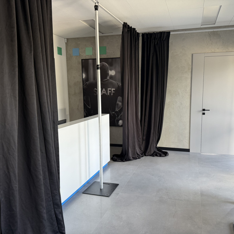 Wysłona scenograficzna Pipe & Drape 160-240cm zdjęcie 2