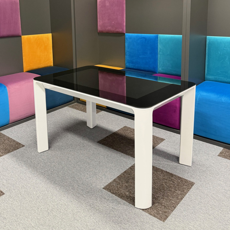 Stół dotykowy 43" zdjęcie 3