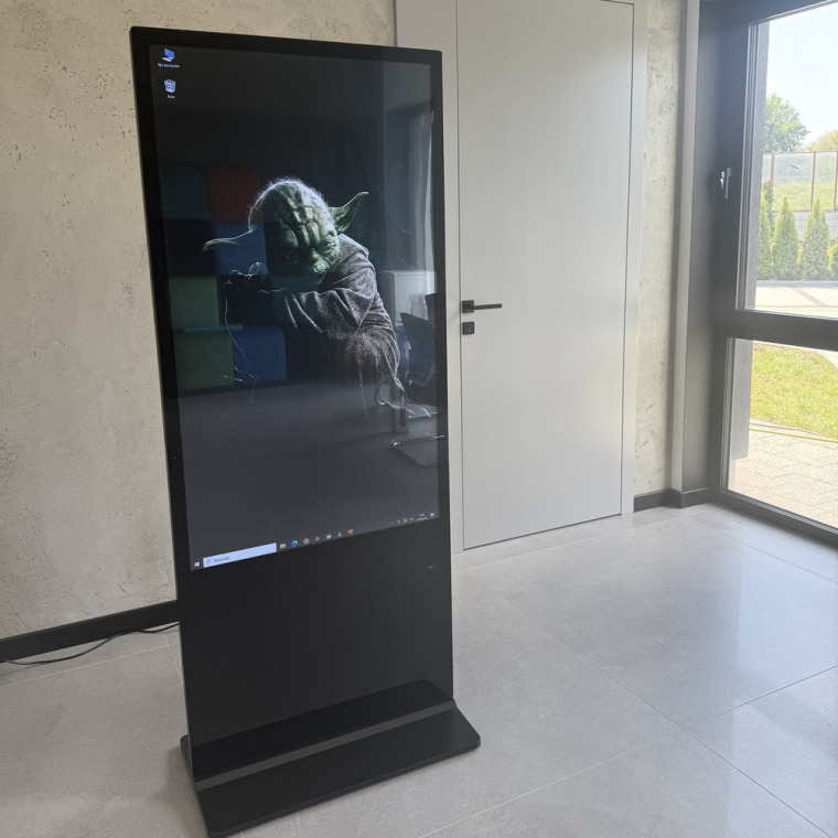 Totem dotykowy 55" zdjęcie 2