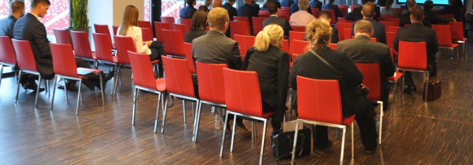 tworzenie aplikacji dedykowanych, interaktywne konferencje