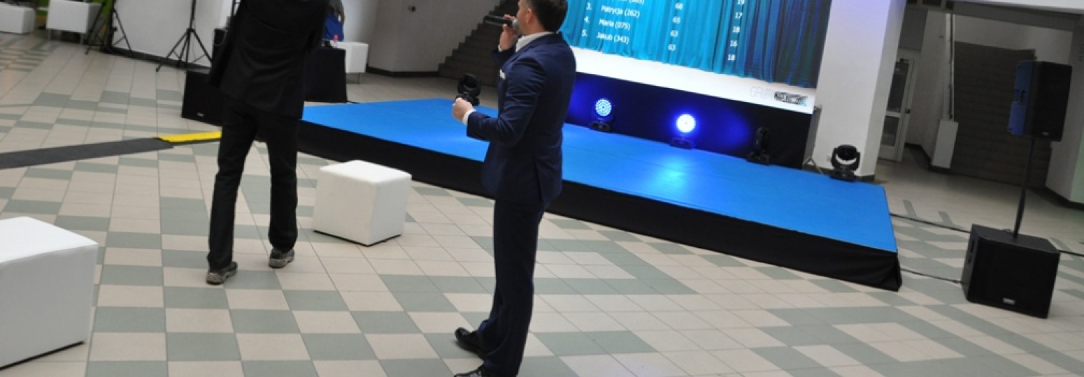 techniczna obsługa eventów, nagłośnienie, scena, oświetlenie