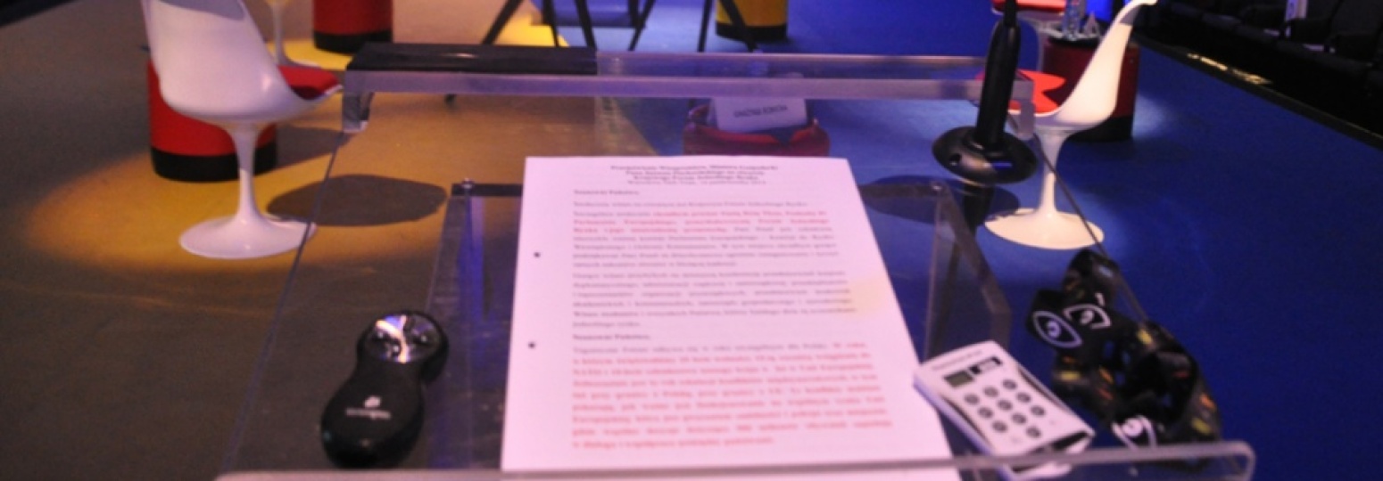 wynajem ekranów projekcyjnych, obsługa imprez i konferencji