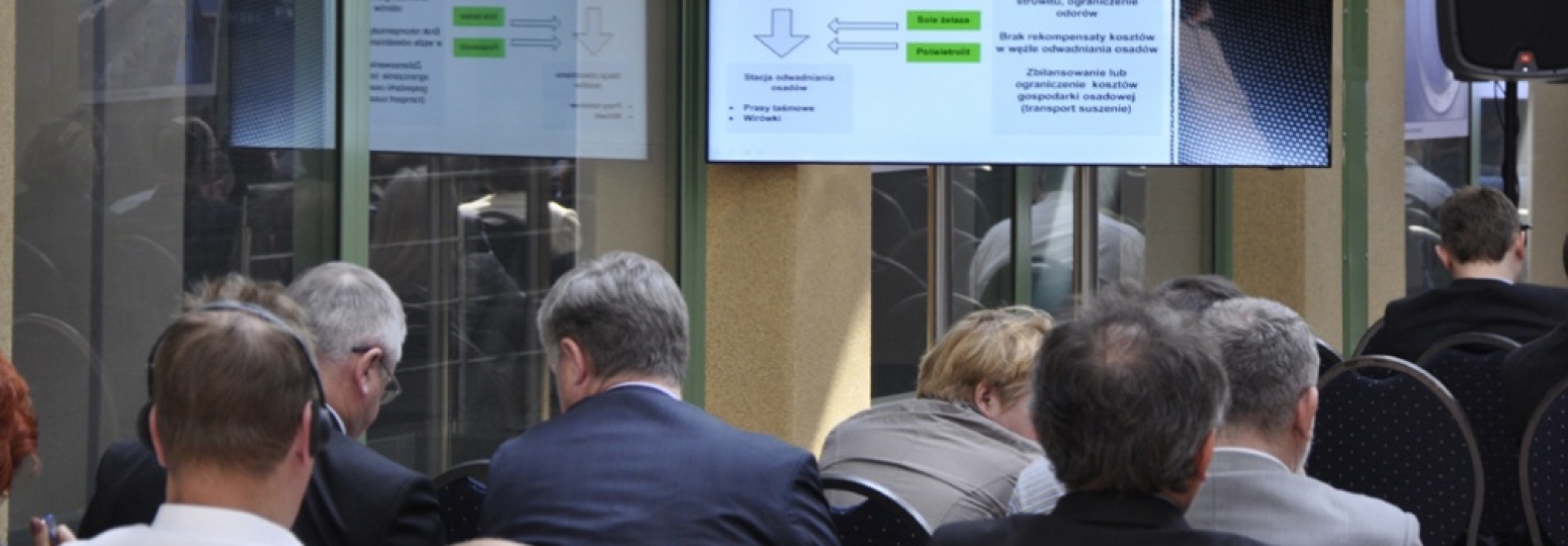 obsługa techniczna konferencji, wynajem ekranów LED