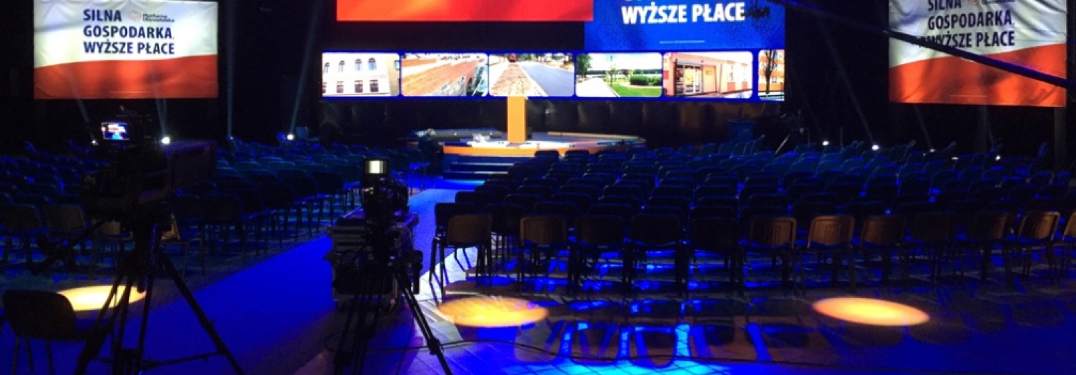 mediaserwer coolux, wynajem ekranów diodowych, multimedia na konwencje polityczne